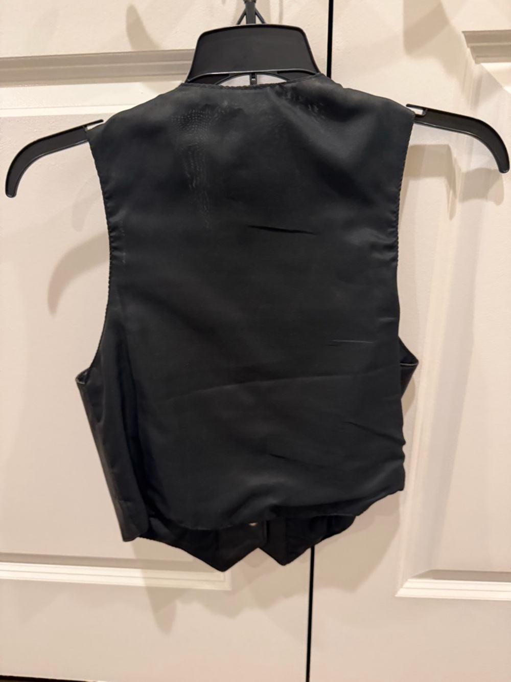 Wilson’s House of Leather Black Leather Vest - Women's Sleeveless Button Front - Picture 2 of 3